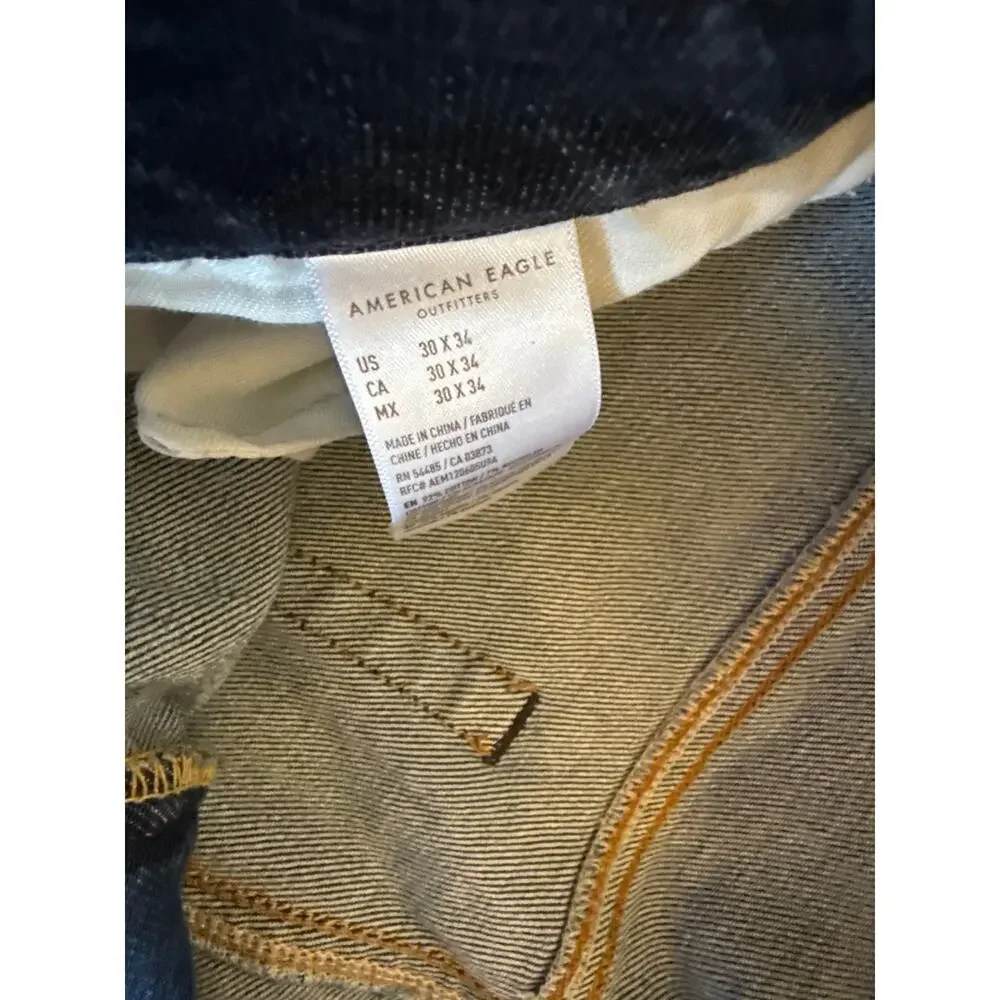 AMERICAN EAGLE MENS JEANS - 30x34 ATHLETIC FIT